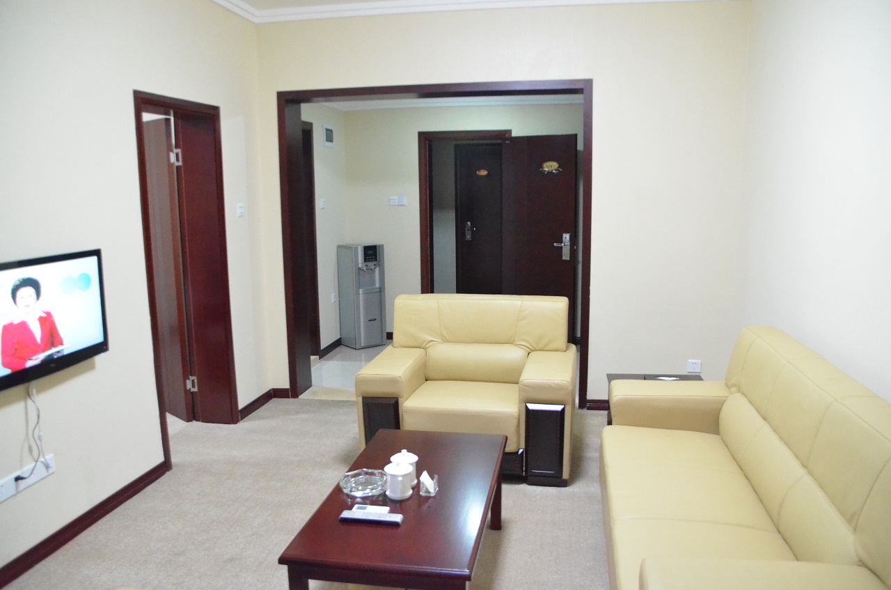 �����׼�